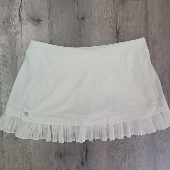 Lululemon City Sky Run By Skirt White size 10 pockets ruffle tennis skirt - Picture 1 of 9